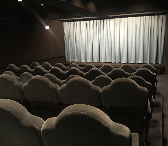 映画館