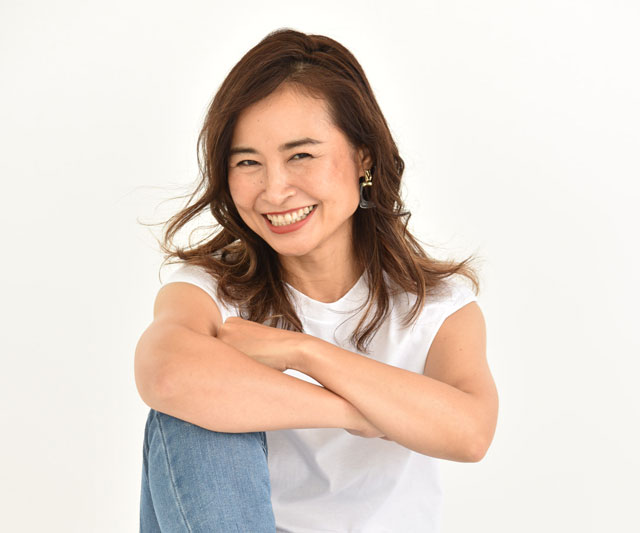 3cm持ち上げるだけ！簡単にすっきり二の腕を手に入れる方法