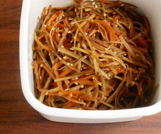 朝食やお弁当の定番！簡単「きんぴら」おかずレシピ3つ
