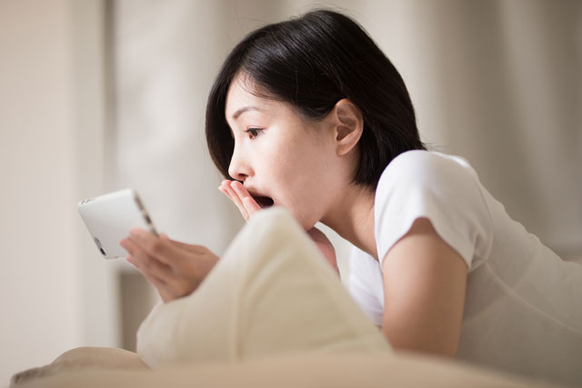 夜のダラダラ時間を解消!早寝早起きをかなえるヒント4つ