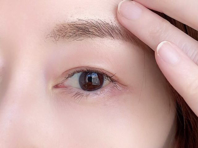眉メイク
