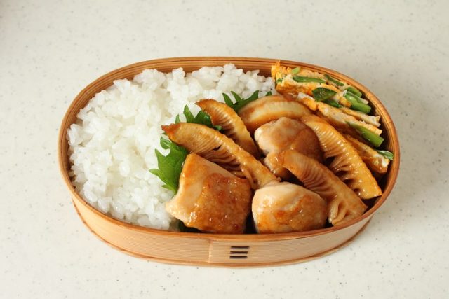 2品弁当の詰め方
