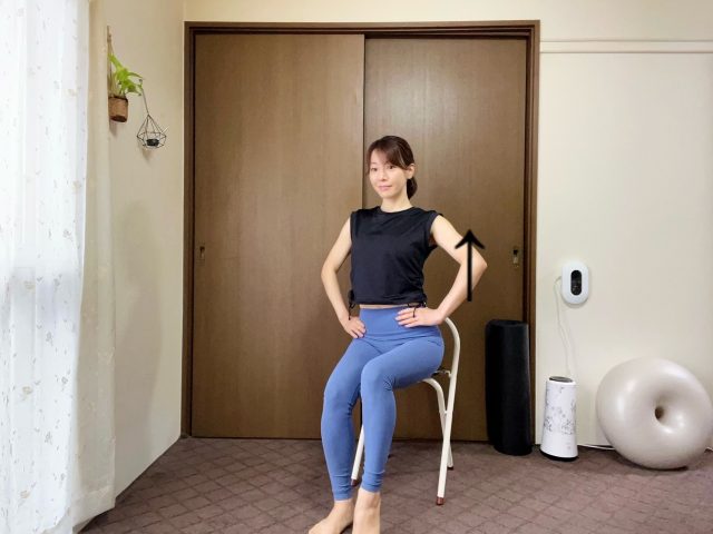 簡単ウエスト運動
