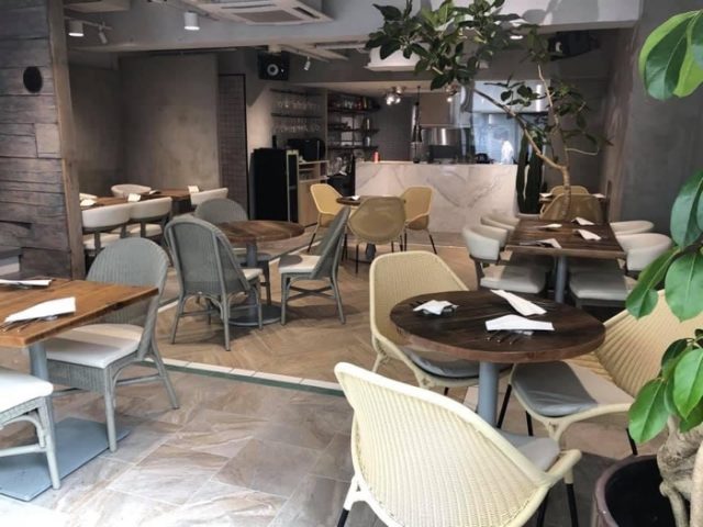 カフェ