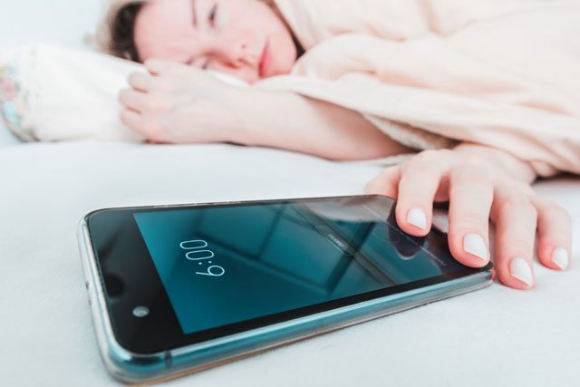 朝のスマホ