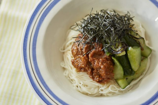 ジャージャー麺