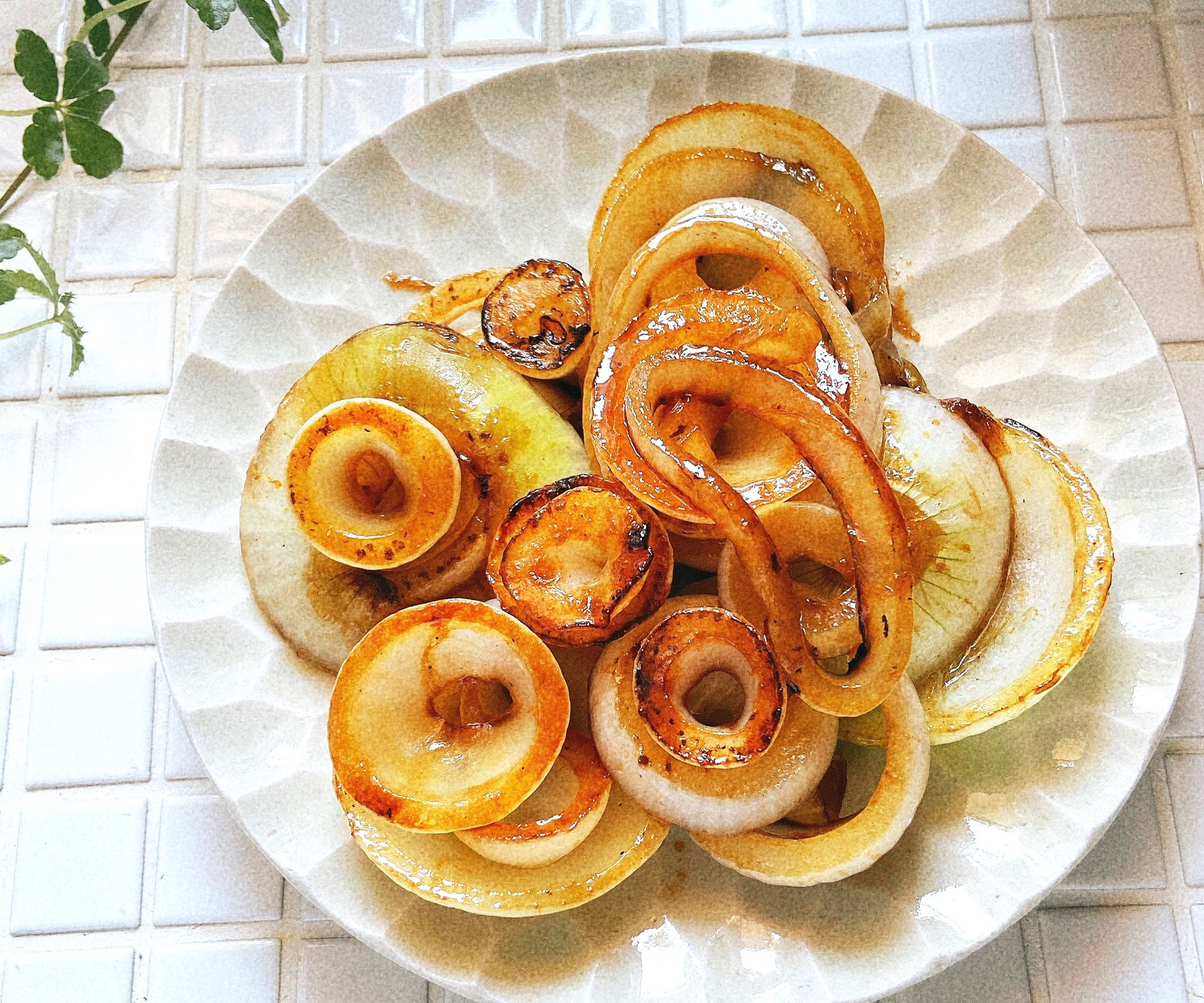 フライパンで簡単作り置き！甘～い「玉ねぎの照り焼き」