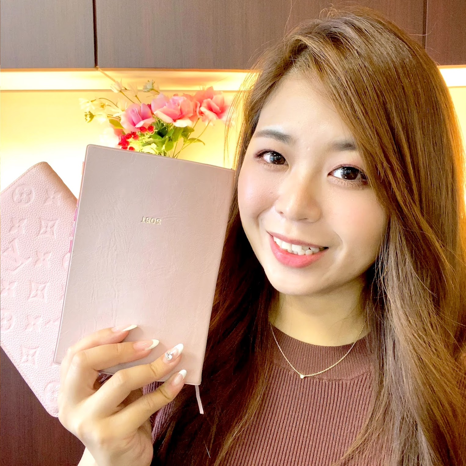 まずは書くことから始めよう！夢を叶えるための朝手帳術