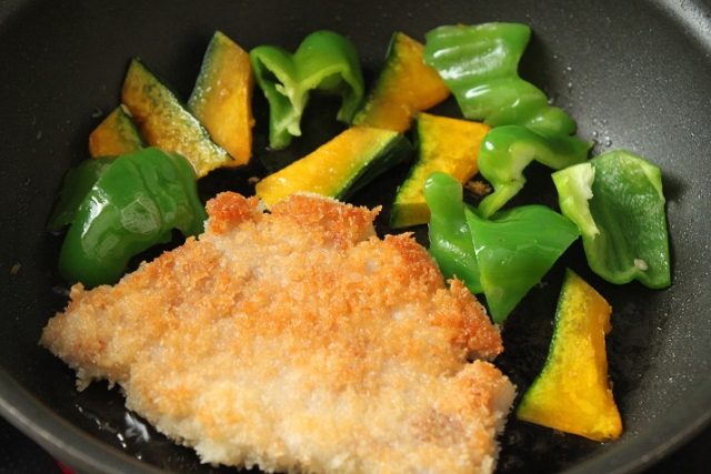 野菜のゆかり和え