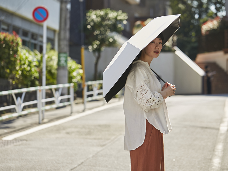 自動開閉できて便利！晴雨兼用折りたたみ傘「HEATBLOCK VERYKAL」