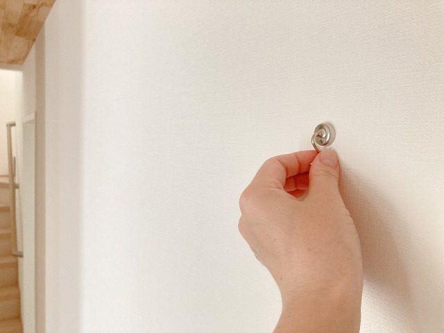 ネオジムマグネット 壁収納