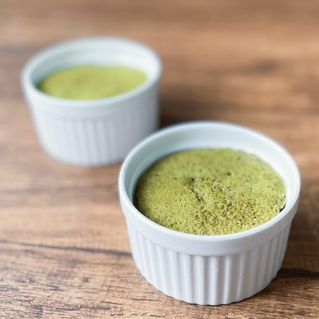抹茶のケーキ