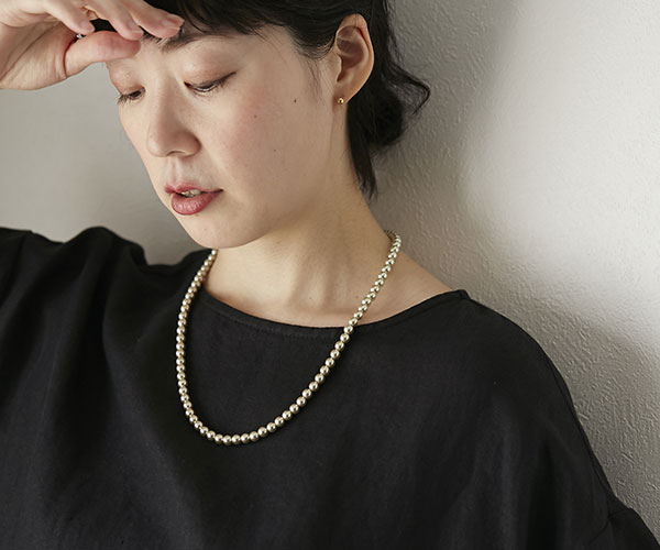 どんな装いにもフィット。3つの顔を持つ「3way パールチェーンネックレス」