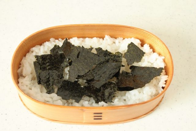 2品弁当の詰め方