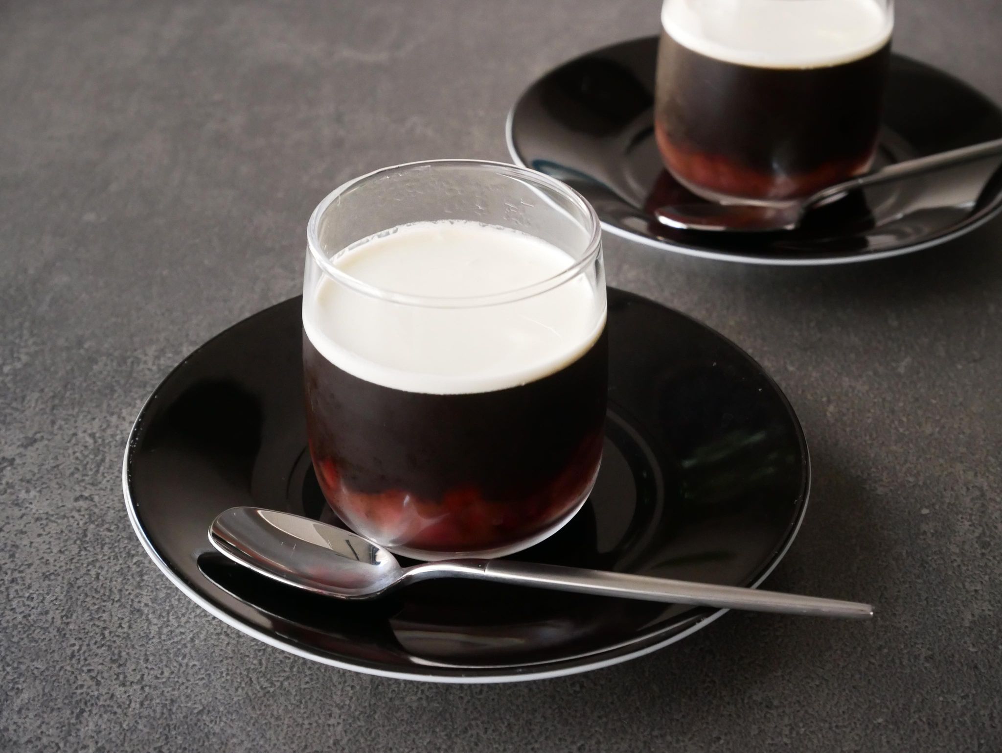 市販の缶コーヒーで簡単！「あずきコーヒーゼリー」