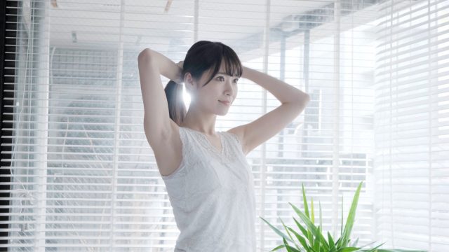朝の女性
