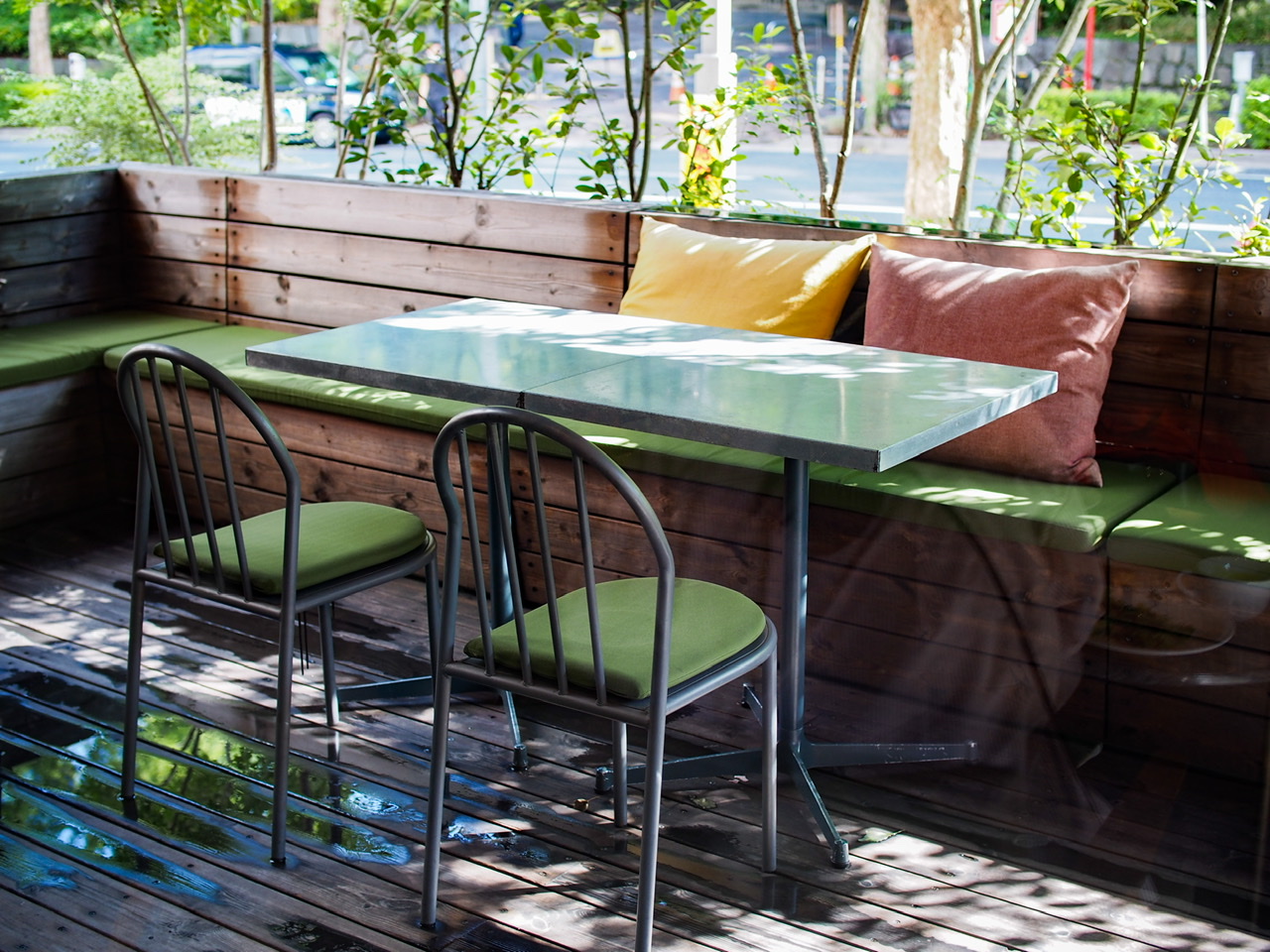 MORETHAN TAPAS LOUNGE -Spanish- テラス席