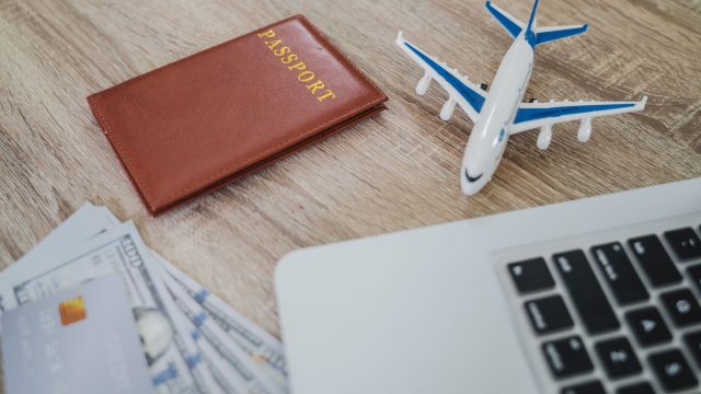 飛行機の予約