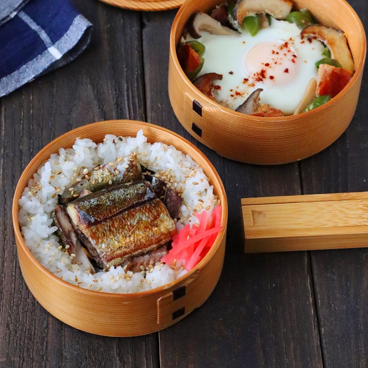 簡単に骨がとれる！「サンマご飯」「ベーコンとエリンギの巣ごもり卵」2品弁当