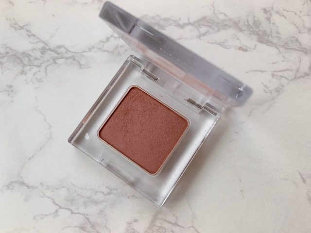 「ETVOS」のマルチカラーコスメ