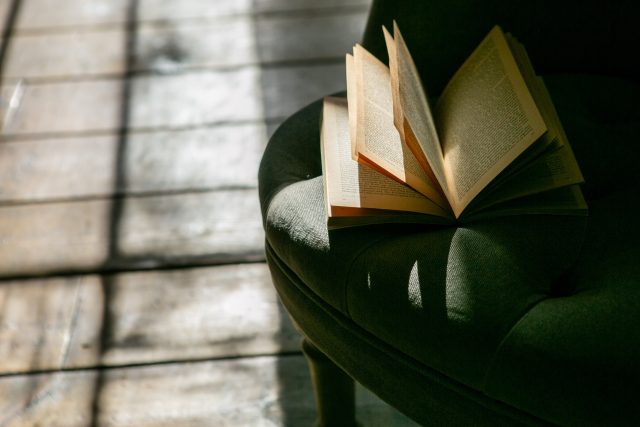 読書イメージ