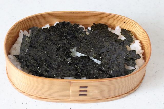 2品弁当の詰め方