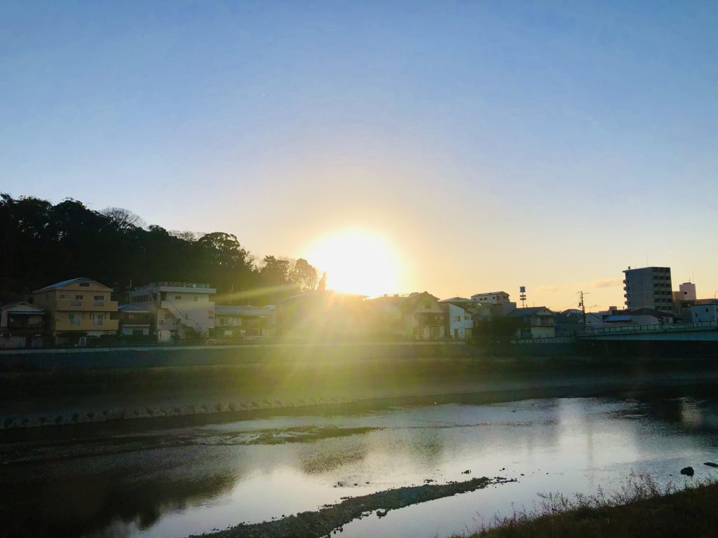 朝日