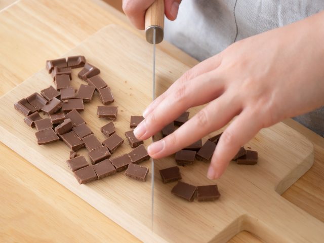 チョコ