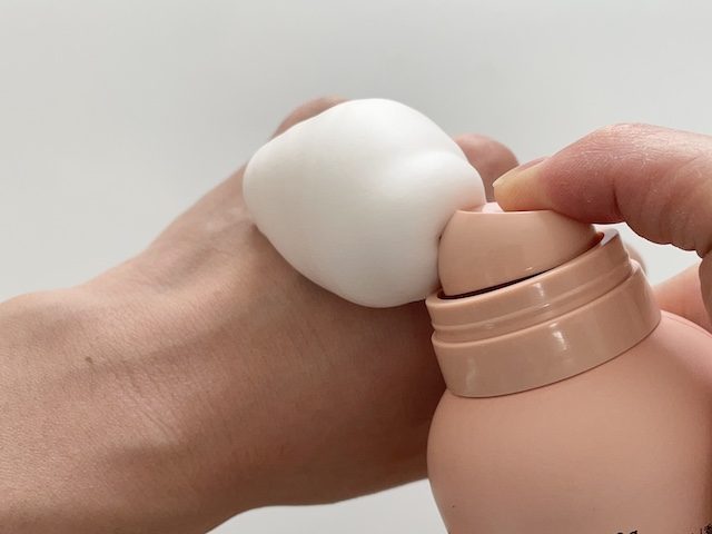 「ラフラ」の泡洗顔