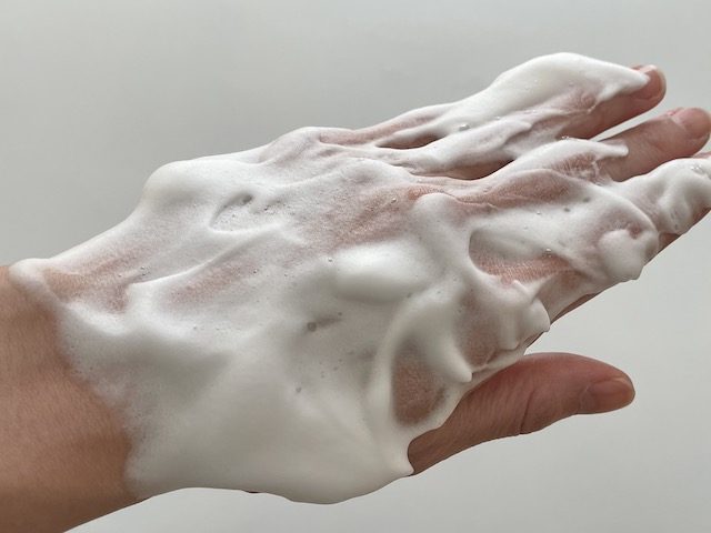 「ラフラ」の泡洗顔