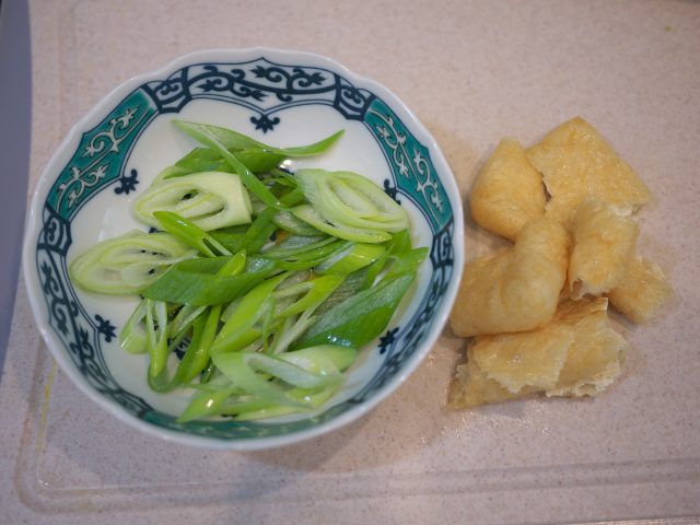 長ねぎ、油揚げ