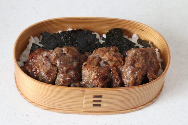 2品弁当の詰め方