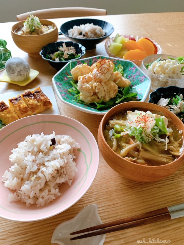朝食