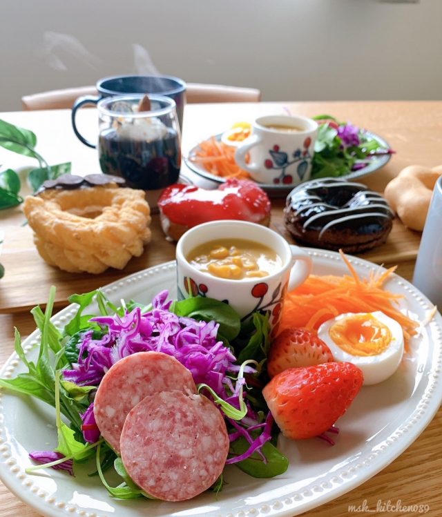 朝食