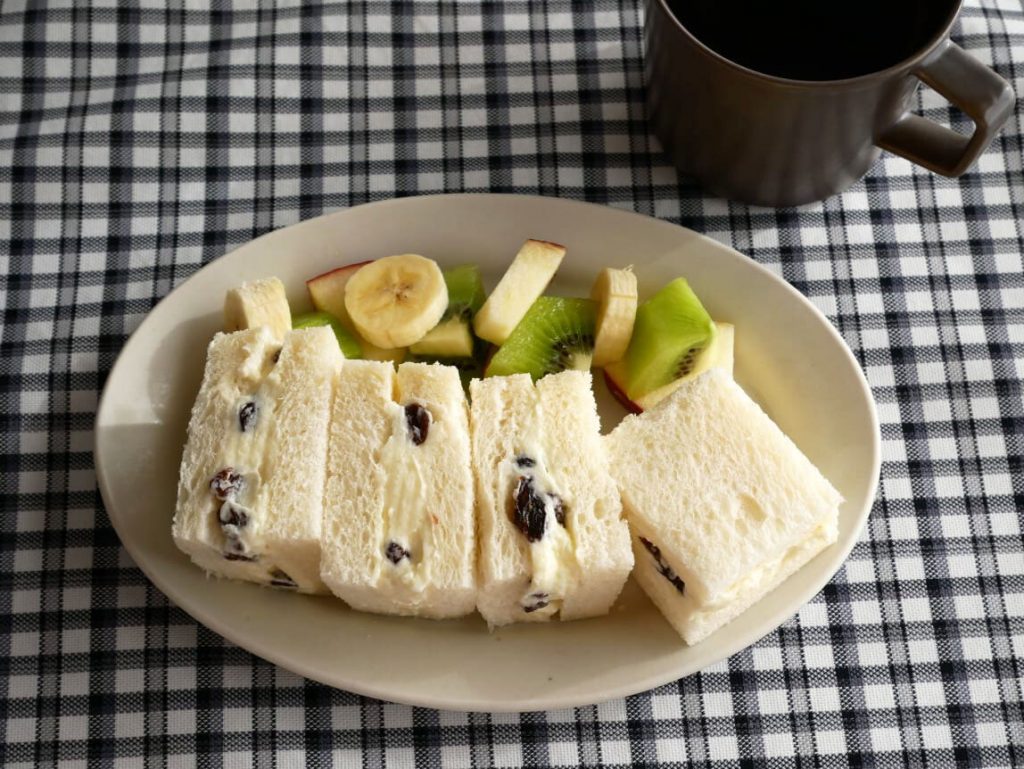 ちょっと甘め♪材料少しで簡単「食パン」アレンジ3つ