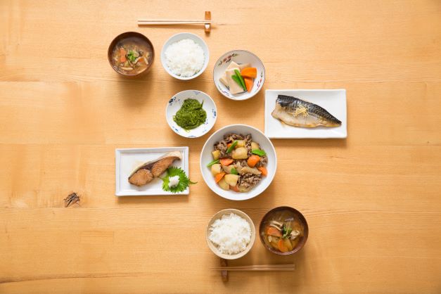 夕食のイメージ