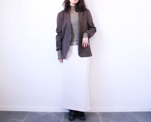 UNIQLO「コンフォート2Bジャケット」コーデ