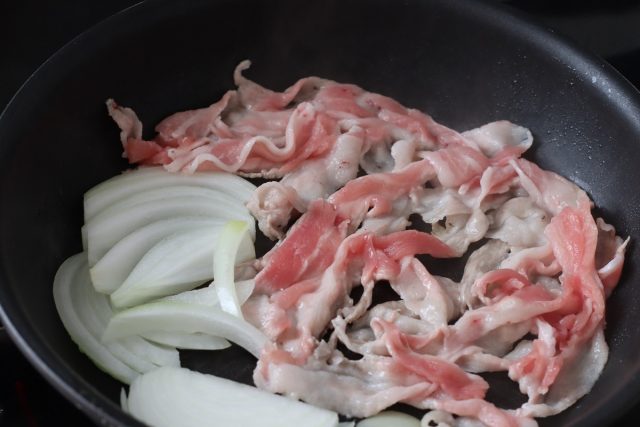 お肉と玉ねぎ