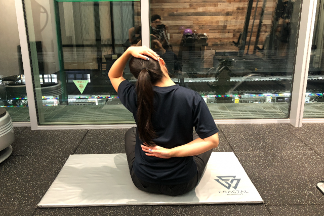 首元美人エクササイズ