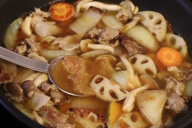 「カレー豚汁」