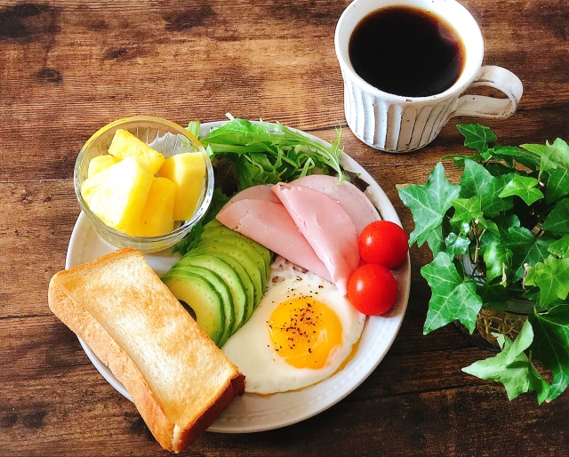 朝食に取り入れたい！乾燥肌をケアする「美肌フード」5つ