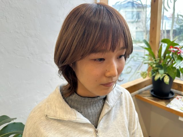 ワンカールで簡単！今人気の「韓国風前髪」の作り方