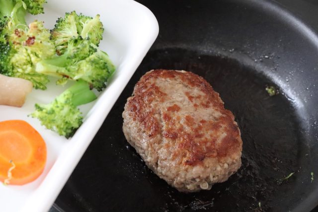 えのき入り照り焼きハンバーグ