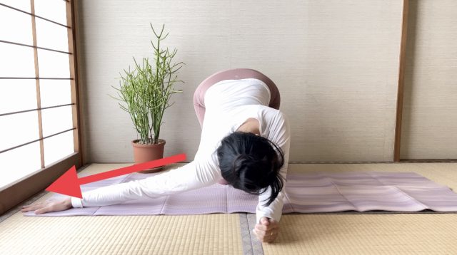 「巻き肩改善」ピラティスストレッチ