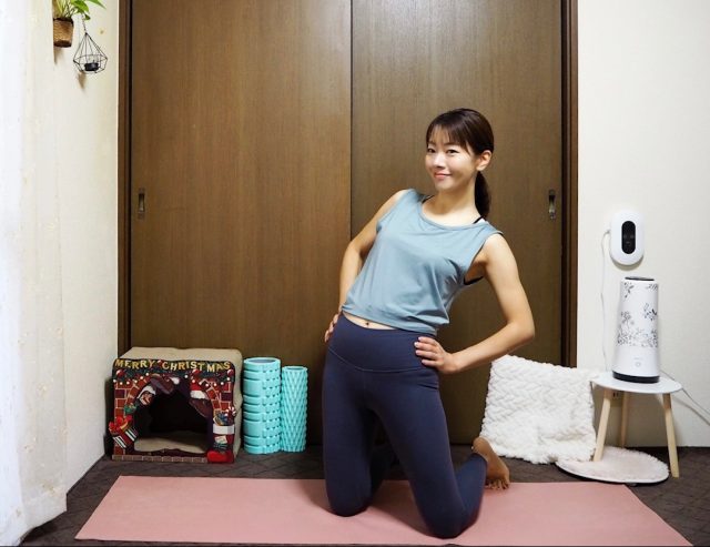 年末年始の「お腹の張り」をスッキリさせる、きつくないストレッチ