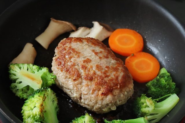 えのき入り照り焼きハンバーグ