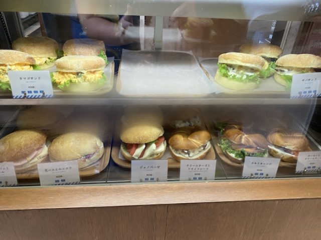パンとエスプレッソと由比ヶ浜商店