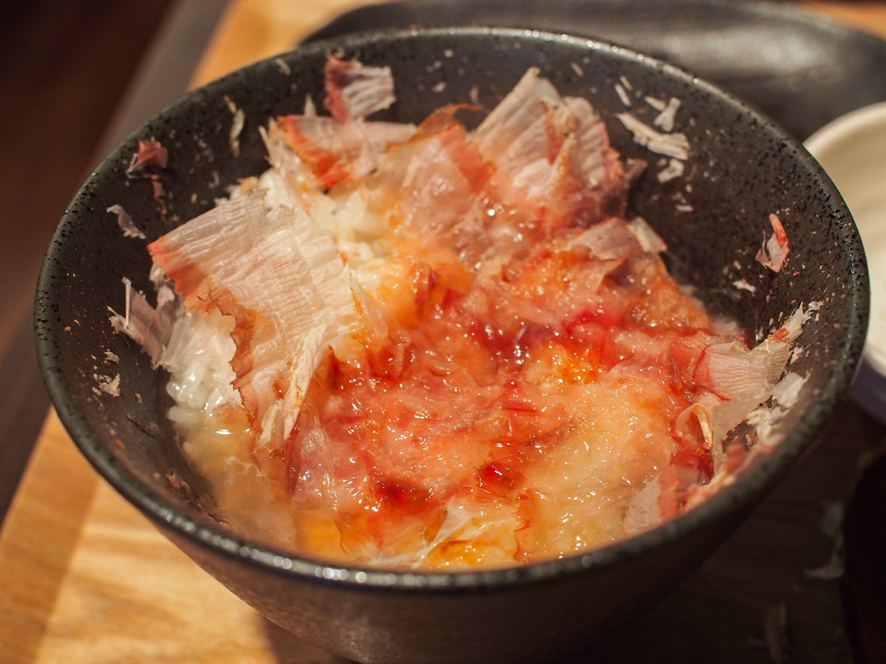 鰹節丼専門店「節道 東京淡路町店」だし茶漬け