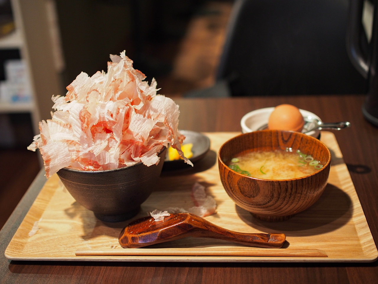 【東京・神田淡路町】京都の大人気店、ついに東京に上陸！鰹節丼専門店「節道 BUSHIDO」
