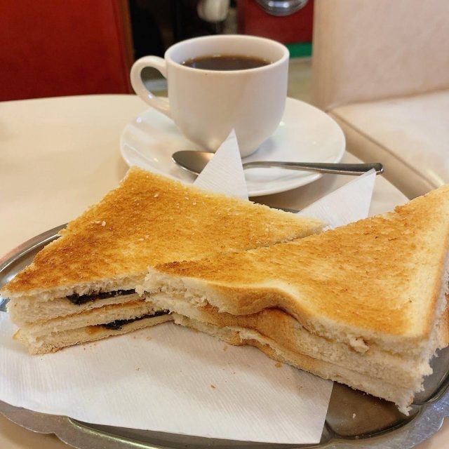 「珈琲専門店エース」名物のりトースト